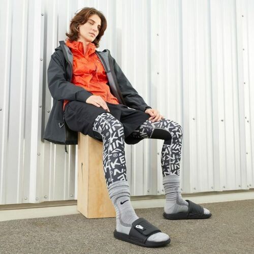 NIKE  1033