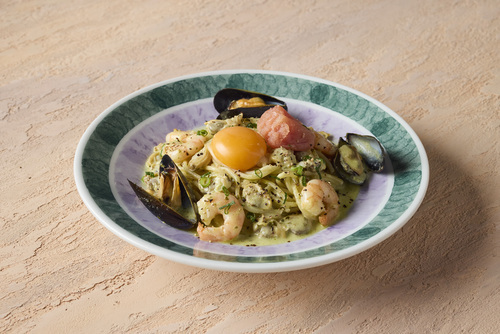 海鮮とぷちぷちたらこのジェノベカルボナーラ