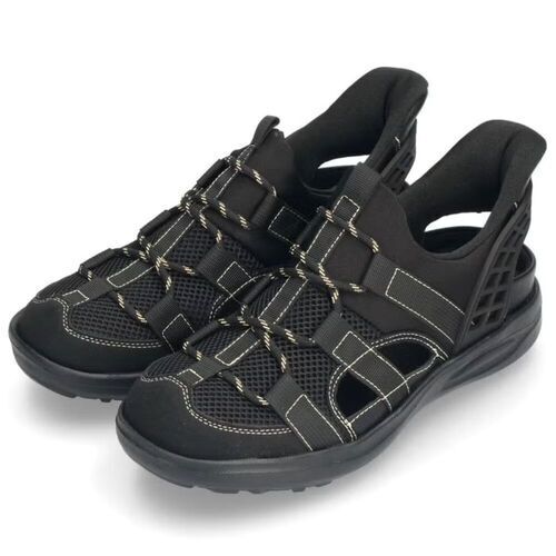 立ったままサッと履ける！ ハンズフリー設計のメンズサンダル入荷しました。